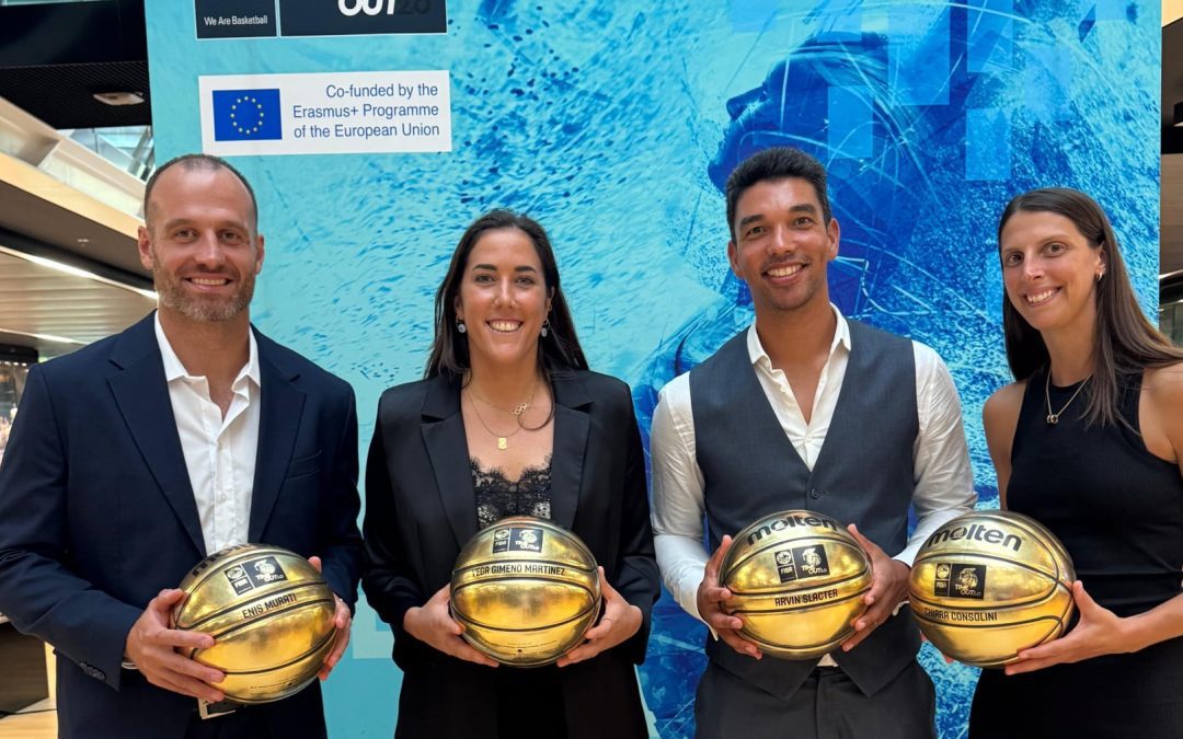De París 2024 a las aulas: jugadores de FIBA se gradúan en el programa TIME-OUT