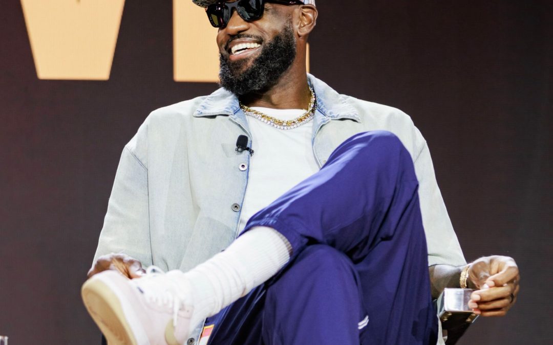 LeBron James: his businesses and why he accepted the lowest salary of his career after signing with the Philadelphia 76ers