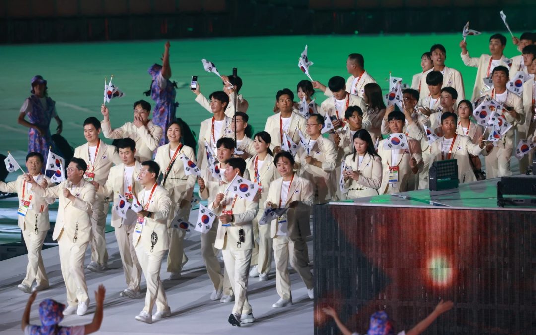 Short beds or lost buses: the complaints surrounding the Asian Games