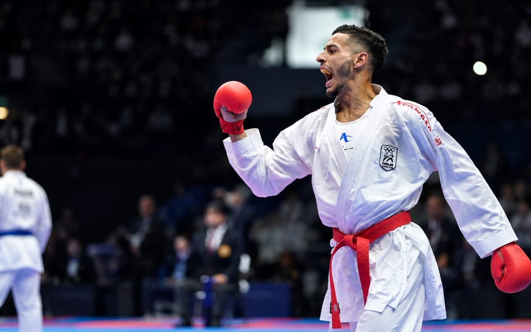¿Quién supervisa las sanciones por dopaje en el karate?